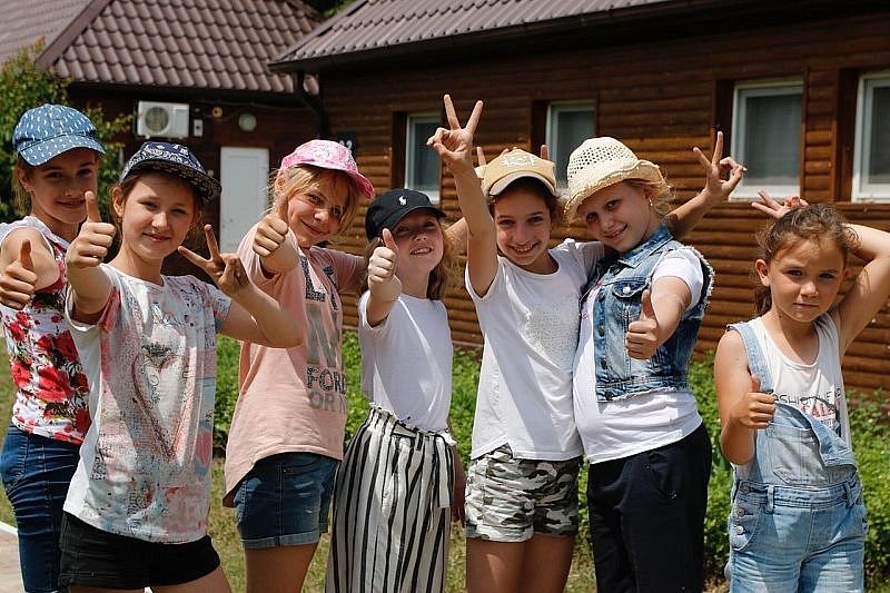 Программу кешбэка за туры по России могут распространить на детские лагеря