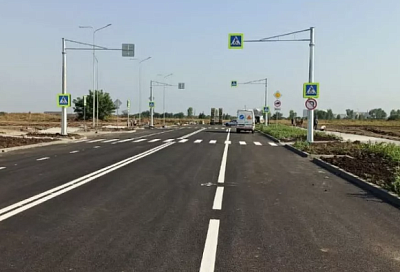 В Краснодаре достроили дорогу к самой большой школе в ЮФО по улице Конгрессной