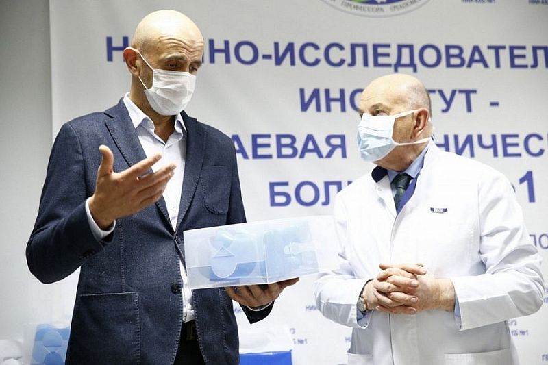 Больницы Краснодарского края получили партию протекторов для пациентов с COVID-19 на ИВЛ