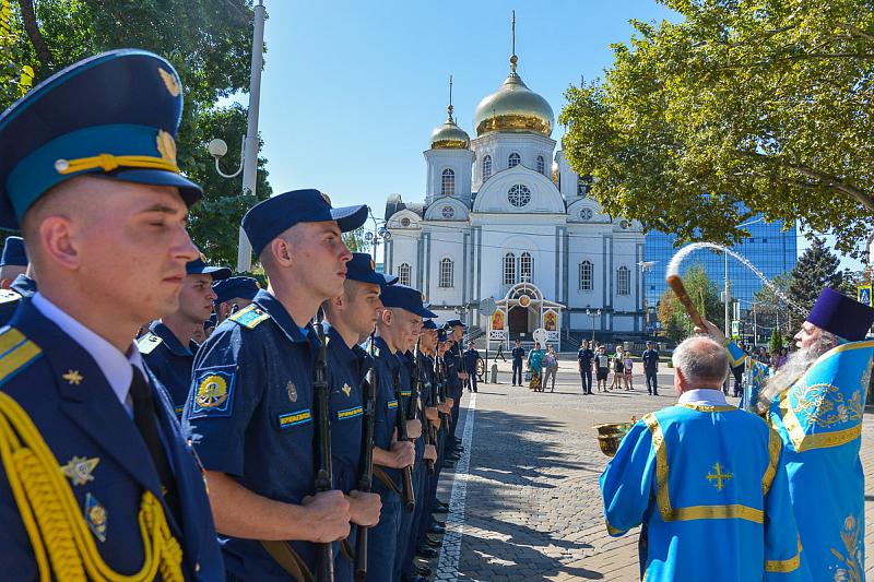 Отзывы краснодарское высшее военное. КВВАУЛ Краснодар. Военное летное училище в Краснодаре. Краснодарское высшее военное училище летчиков. Краснодарское военное авиационное училище летчиков.