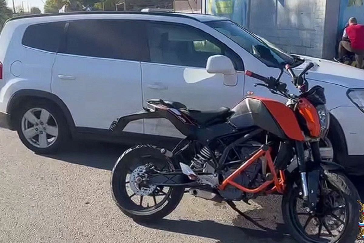 Молодая мотоциклистка погибла при столкновении с легковушкой под Краснодаром