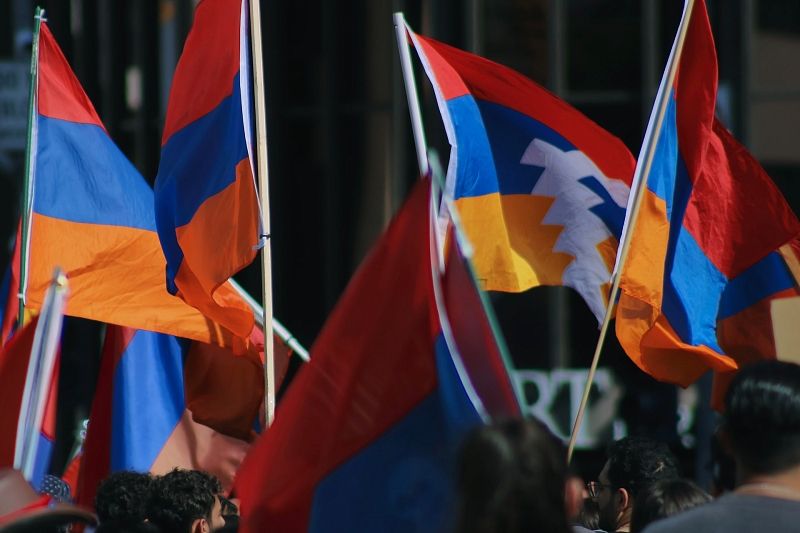 Ким Кардашьян призвала Байдена остановить геноцид армян в Нагорном Карабахе