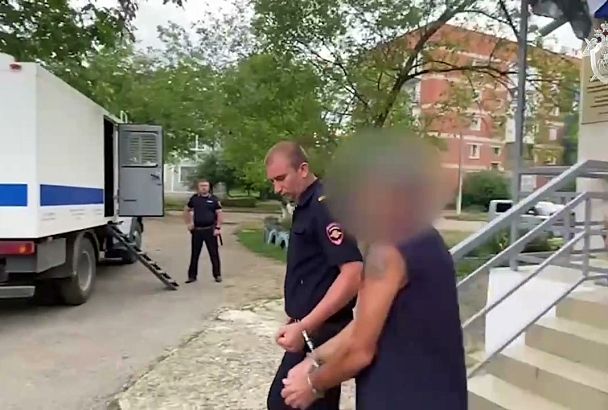 Уголовное дело возбуждено против мотоциклиста, сбившего мальчика в парке Усть-Лабинска. Он задержан