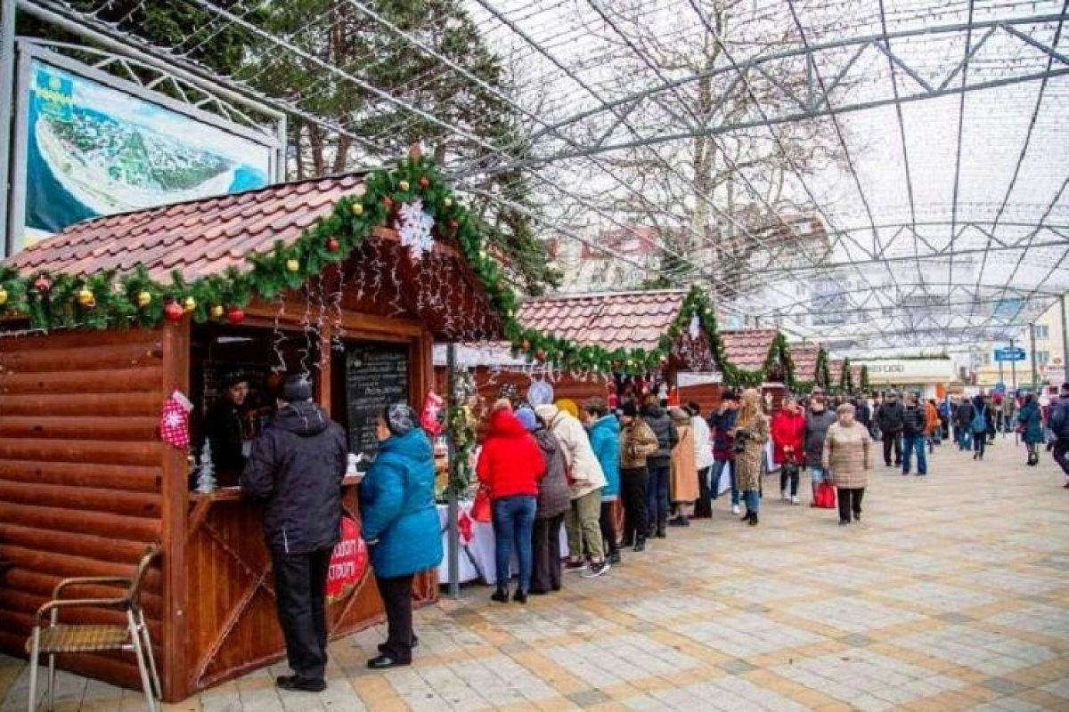 На Театральной площади Анапы откроется новогодняя ярмарка