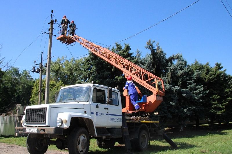 Энергетики «Россети Кубань» отремонтировали 240 км линий электропередачи ﻿на востоке Краснодарского края
