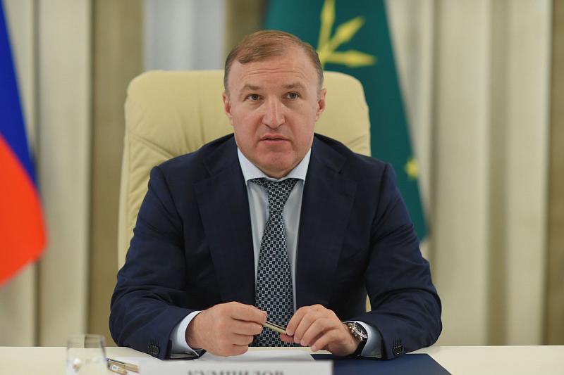Министр экономического развития России провел с регионами селекторное совещание по вопросам инвестиционной политики