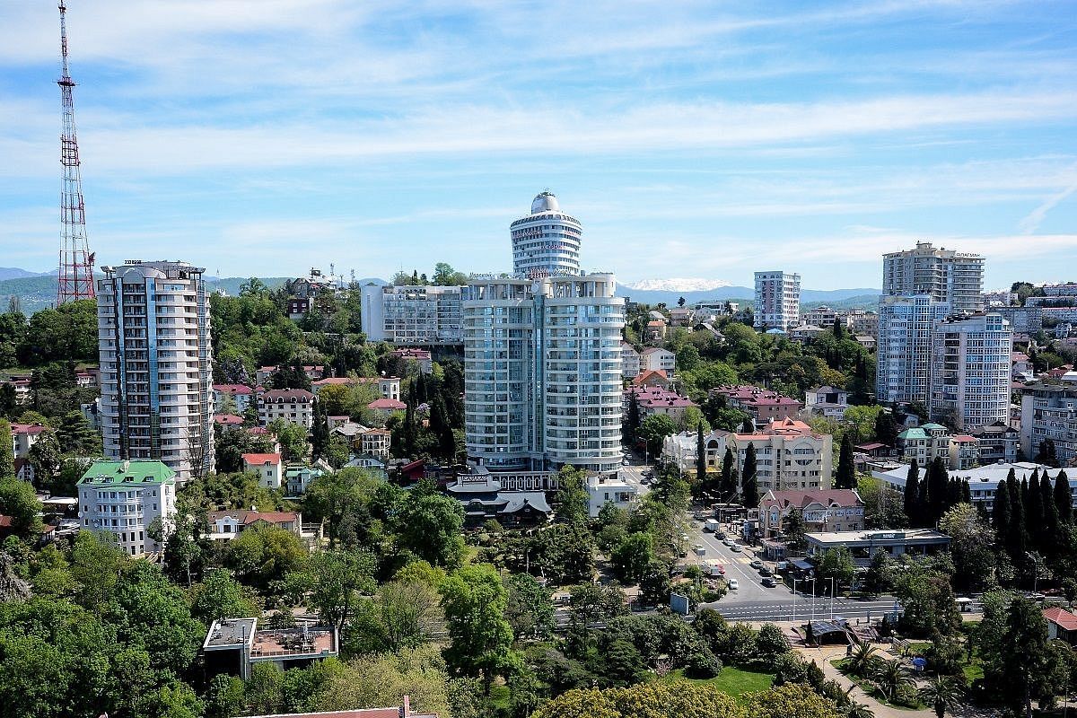 Москвичи выбирают вид и локацию, петербуржцы — цену и условия: риелтор – о различиях спроса на квартиры в Сочи