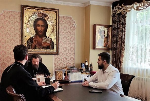 Митрополит Григорий провел совещание, посвященное деятельности регионального отделения Всемирного русского народного собора