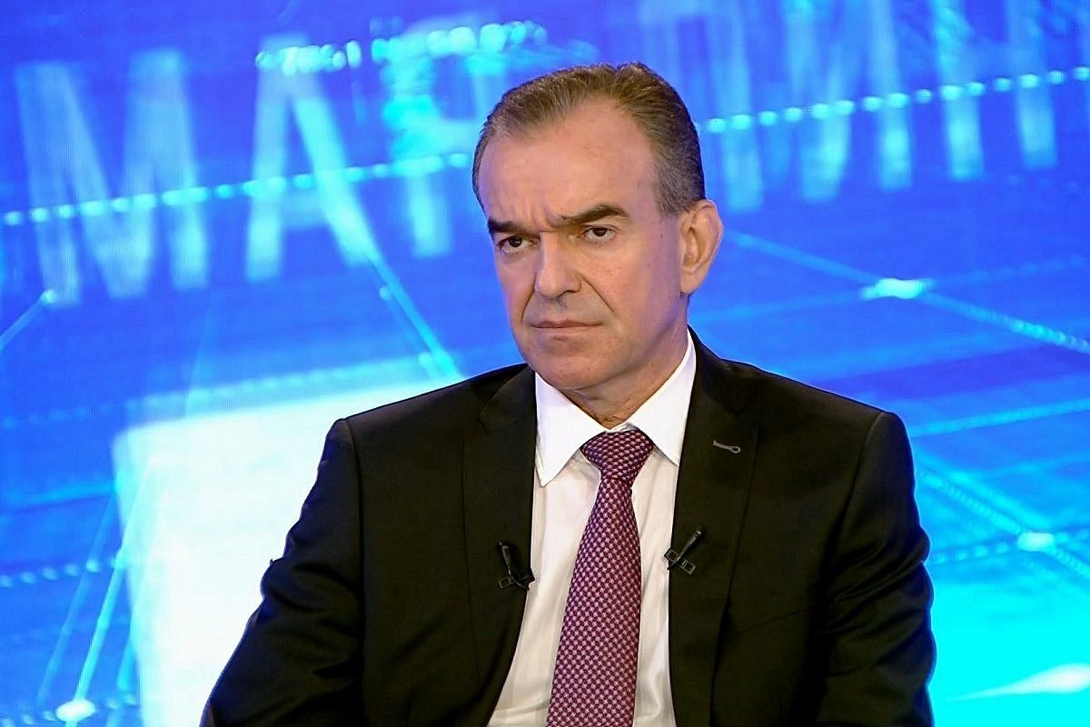 «Прямая линия» губернатора Краснодарского края Вениамина Кондратьева длилась 4 часа 45 минут