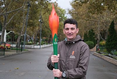 Бегущий по лезвию боли: ﻿четырехкратный мировой рекордсмен Артем Алискеров превратил борьбу с лейкозом в миссию спасения тысяч жизней