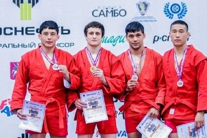 Самбисты из Краснодарского края завоевали «золото» Кубка мира