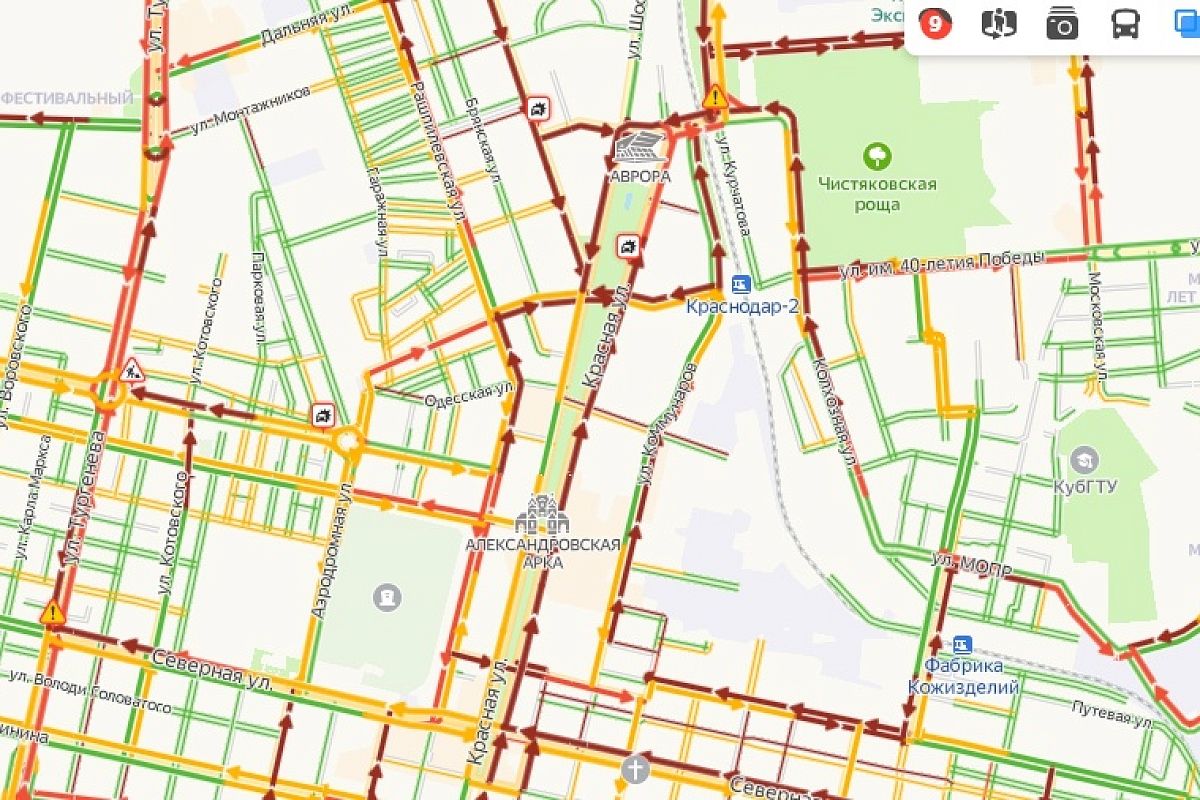 Город стоит: 4 июня на дорогах Краснодара образовались 9-балльные пробки