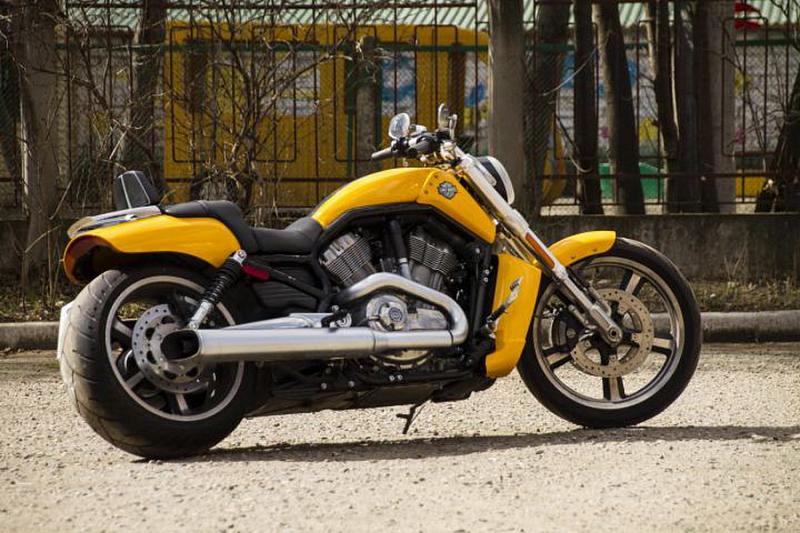 Harley-Davidson V-Rod Muscle 2011 года выпуска.
