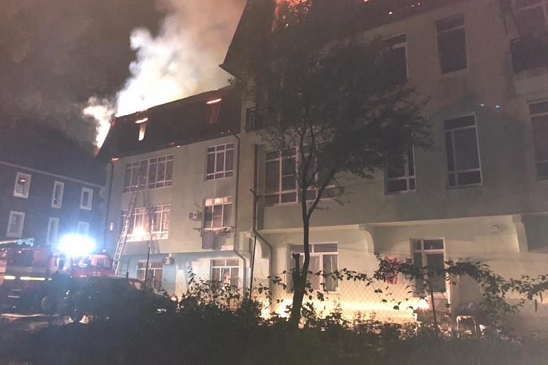 Многоквартирный дом в Сочи, в котором при пожаре погиб мужчина, оказался самостроем