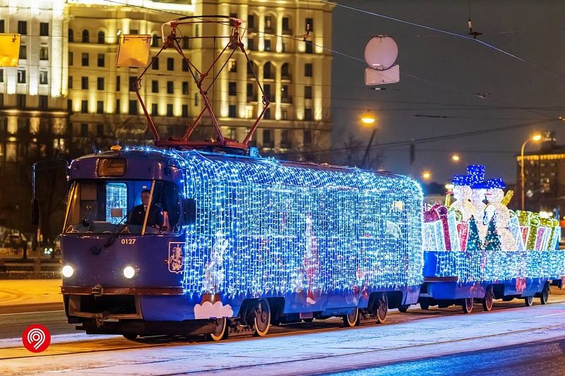 Общественный транспорт Москвы в новогоднюю ночь будет перевозить пассажиров бесплатно