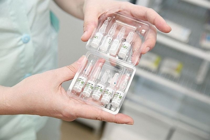 План по обязательной вакцинации от коронавируса в Краснодарском крае выполнили в десяти категориях