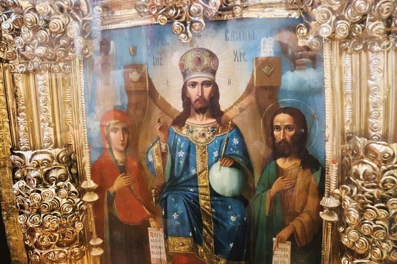 Редкую икону XIX века подарила семья из Краснодара музею Фелицына