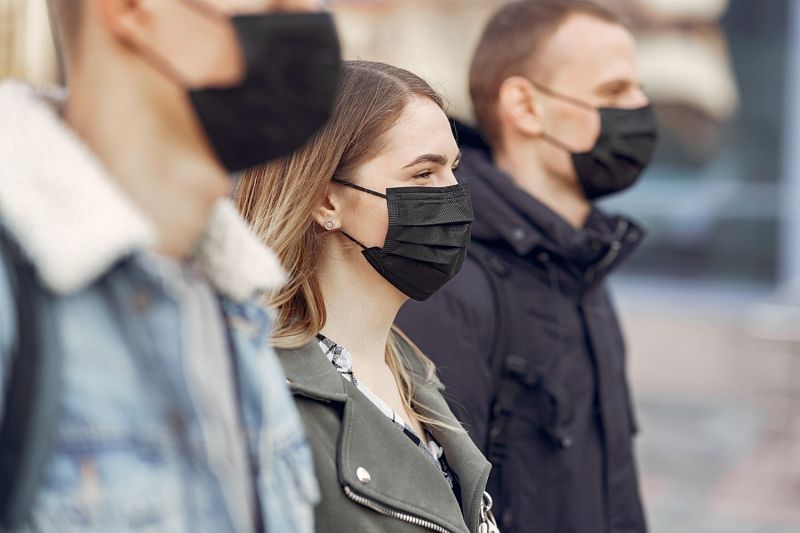 Глава Минздрава посоветовал носить маски из-за роста заболеваемости ОРВИ и гриппа