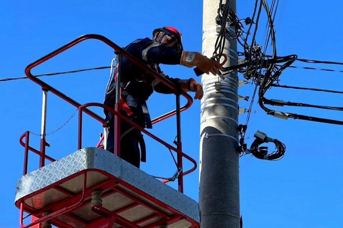 Энергетики ввели в эксплуатацию 12 электросетевых объектов в Туапсе