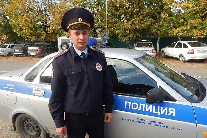 Старший лейтенант  полиции Дмитрий Сердюков (ОРППСП ОМВД России по Отрадненскому району)