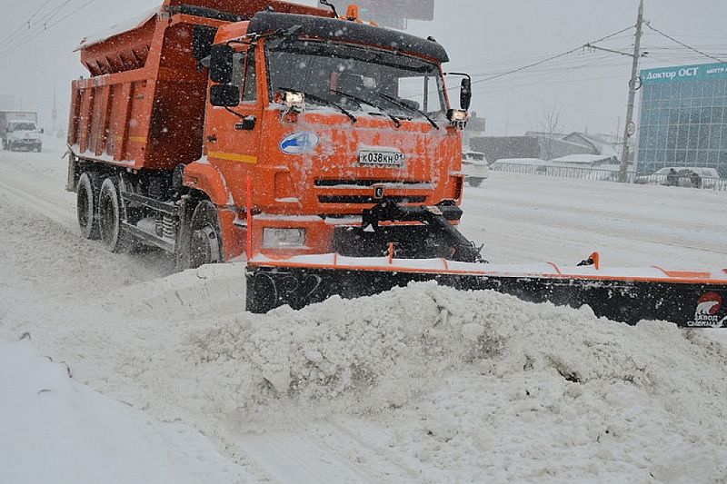 Около 30 сантиметров снега выпало в Краснодаре за ночь
