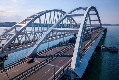 Движение автомобилей по Крымскому мосту с 7 по 10 ноября будет идти с перерывами