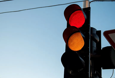 В Краснодаре установили 17 «умных» светофоров: где они расположены
