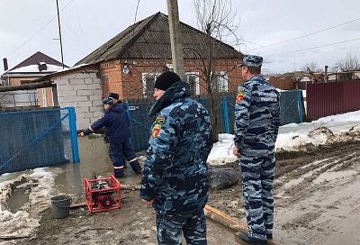 439 дворов и 135 домов остаются подтопленными в Краснодарском крае