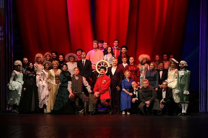 Театр драмы провел большой онлайн-концерт, посвященный своему 100-летнему юбилею