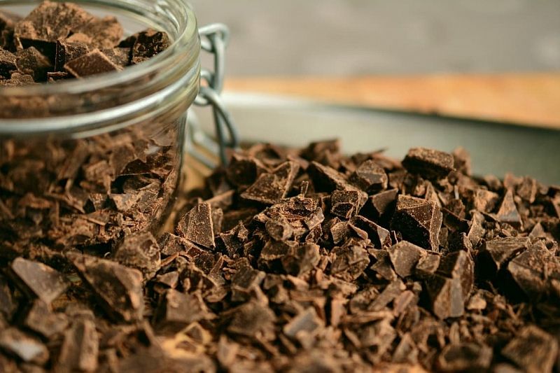 Ученые выяснили, что шоколад с утра помогает женщинам худеть