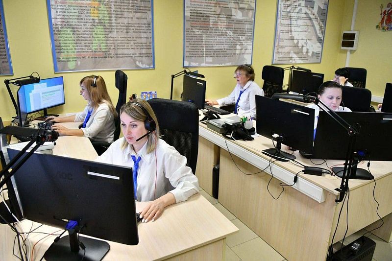 Число обращений в Единую дежурно-диспетчерскую службу Краснодара сократилось на треть