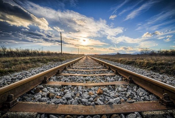 В Краснодарском крае поезд насмерть сбил женщину