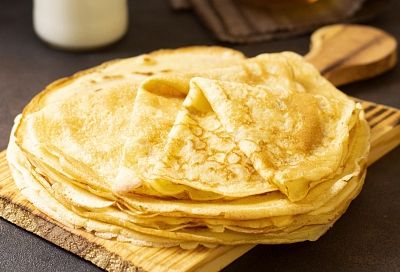 Блины на молоке по-деревенски: всегда тонкие, ароматные, как у бабушки 