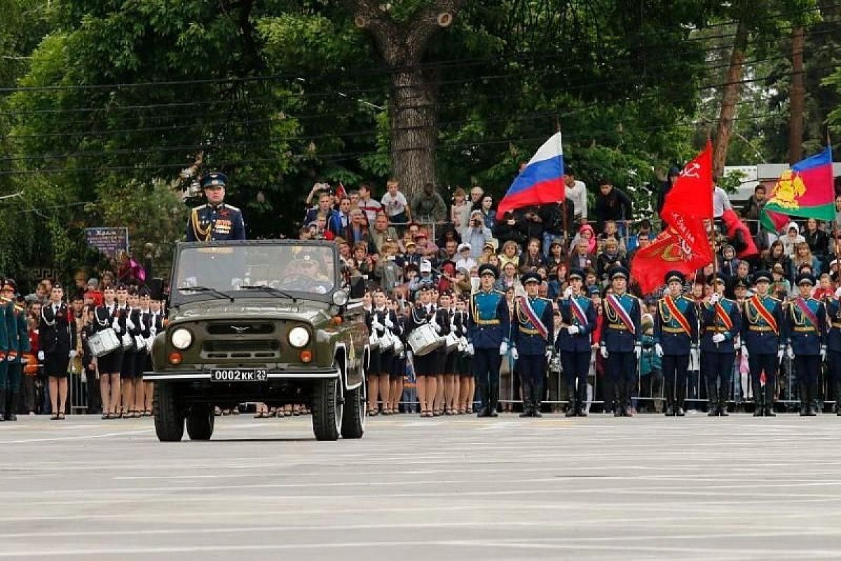 В Краснодаре прошла репетиция торжественного прохождения войск 