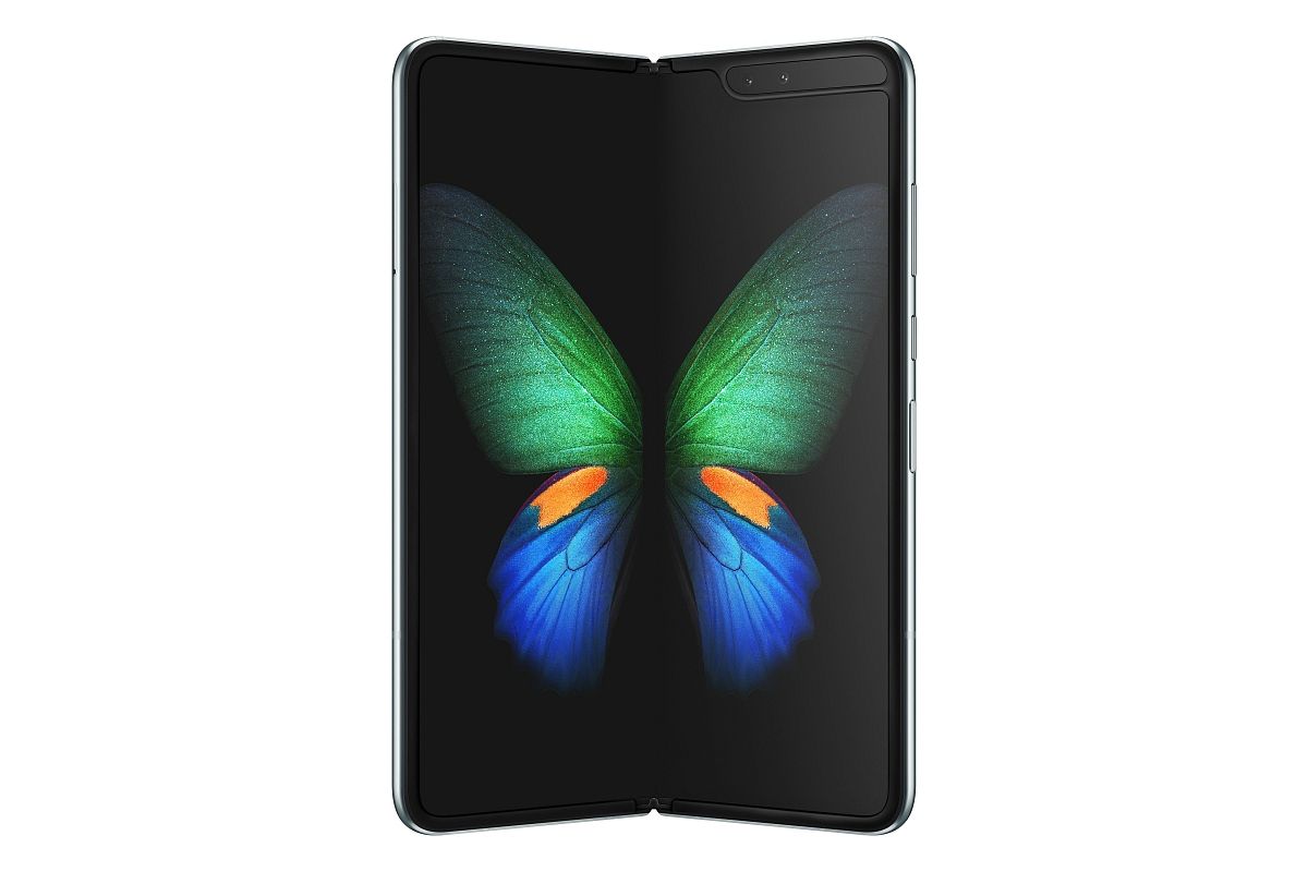 Новый складной смартфон Samsung Galaxy Fold проверили на прочность (видео)