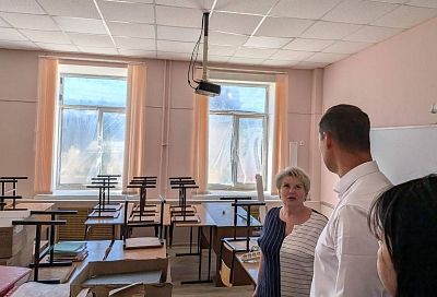 Поврежденную при атаке беспилотников школу в Новороссийске планируют восстановить за два месяца