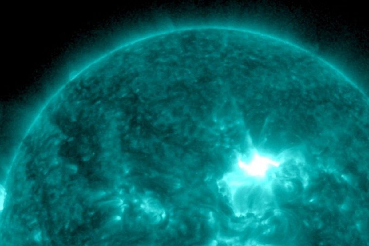 Солнце разразилось повторной вспышкой высшего уровня Х: прогноз магнитных бурь изменится в худшую сторону