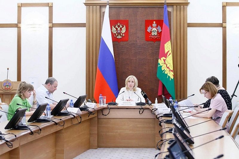 Вице-губернатор Кубани Анна Минькова провела селекторное совещание с заместителями глав районов по соцвопросам
