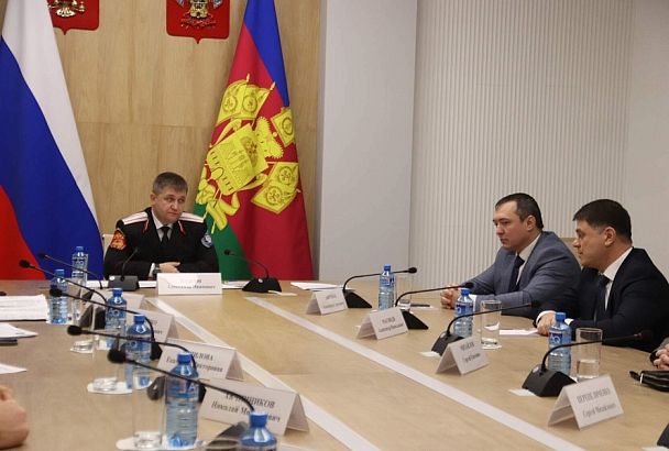 Вице-губернатор Александр Власов встретился с финалистами проекта «Лидеры Кубани»