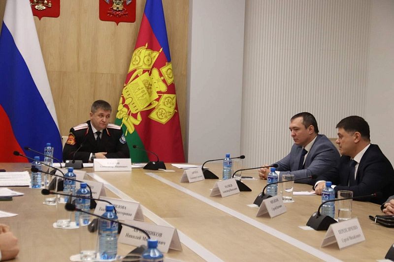 Вице-губернатор Александр Власов встретился с финалистами проекта «Лидеры Кубани»