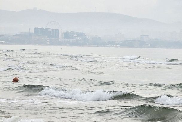 На каких пляжах Краснодарского края не успела остыть морская вода