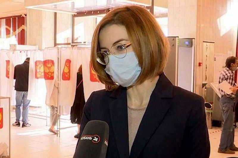 Глава департамента информационной политики Кубани Галина Жукова проголосовала на выборах в Госдуму.