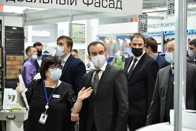 Более 70 предприятий Краснодарского края представляют продукцию на международной строительной выставке YugBuild