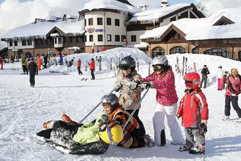 Зимний сезон продолжается: отели в горном кластере Сочи заполнены почти на 70 %