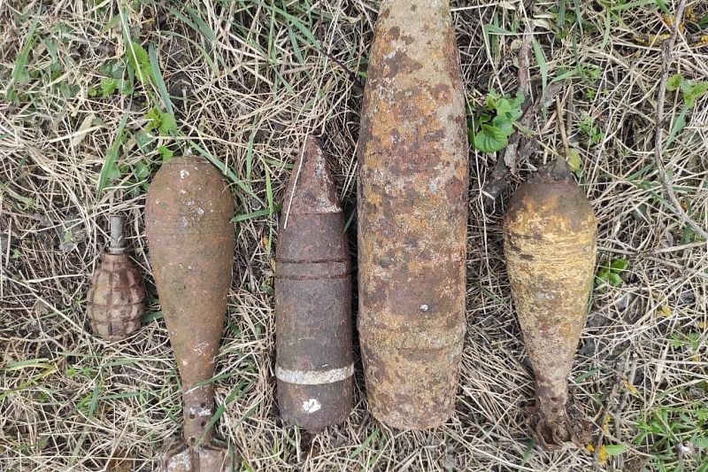 На Кубани росгвардейцы уничтожили 12 боеприпасов времен Великой Отечественной