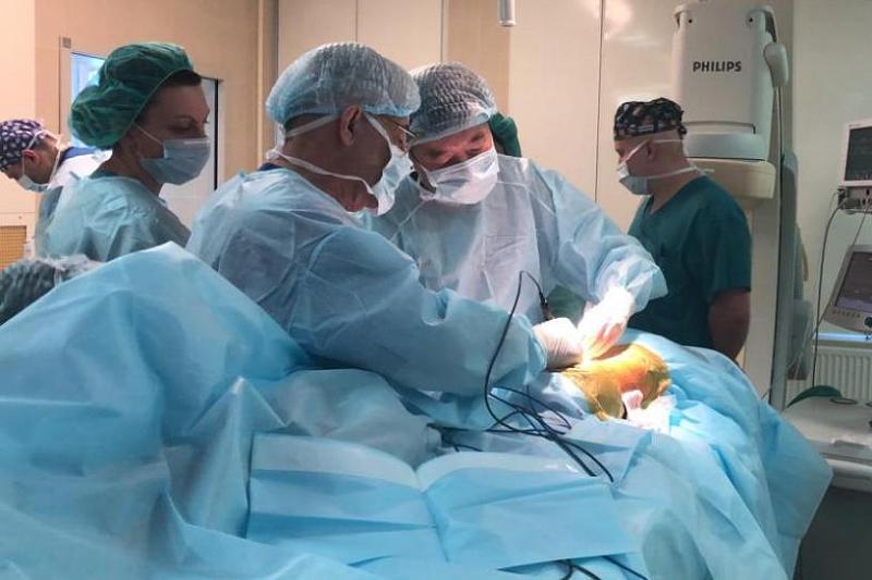В Краснодарском крае впервые провели операцию по установке детям баклофеновых помп