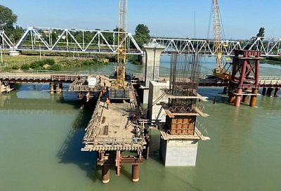 Техническая готовность нового Яблоновского моста составляет около 30%