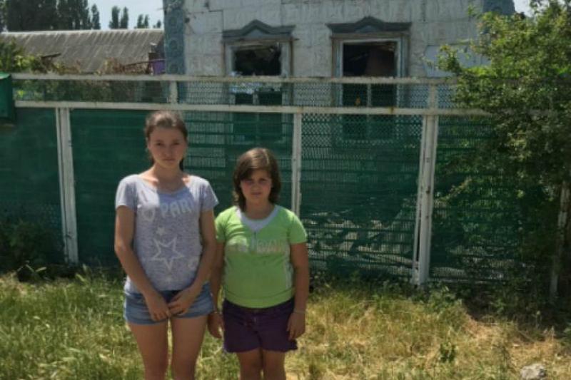16-летняя жительница Краснодарского края спасла из пожара 8-летнюю сестру