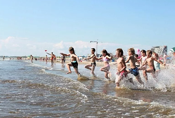 Около 250 тысяч детей со всей страны отдохнут на курортах Кубани в 2022 году