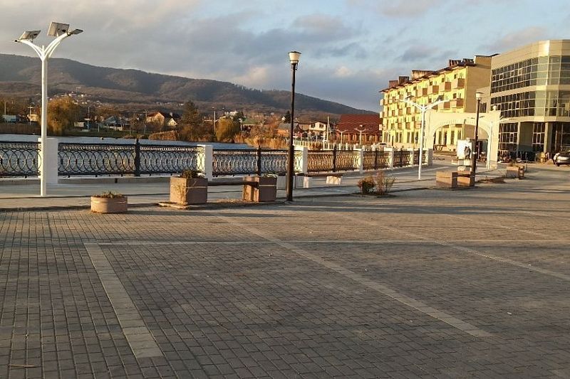 Три зоны отдыха благоустроили в Горячем Ключе по нацпроекту «Жилье и городская среда»